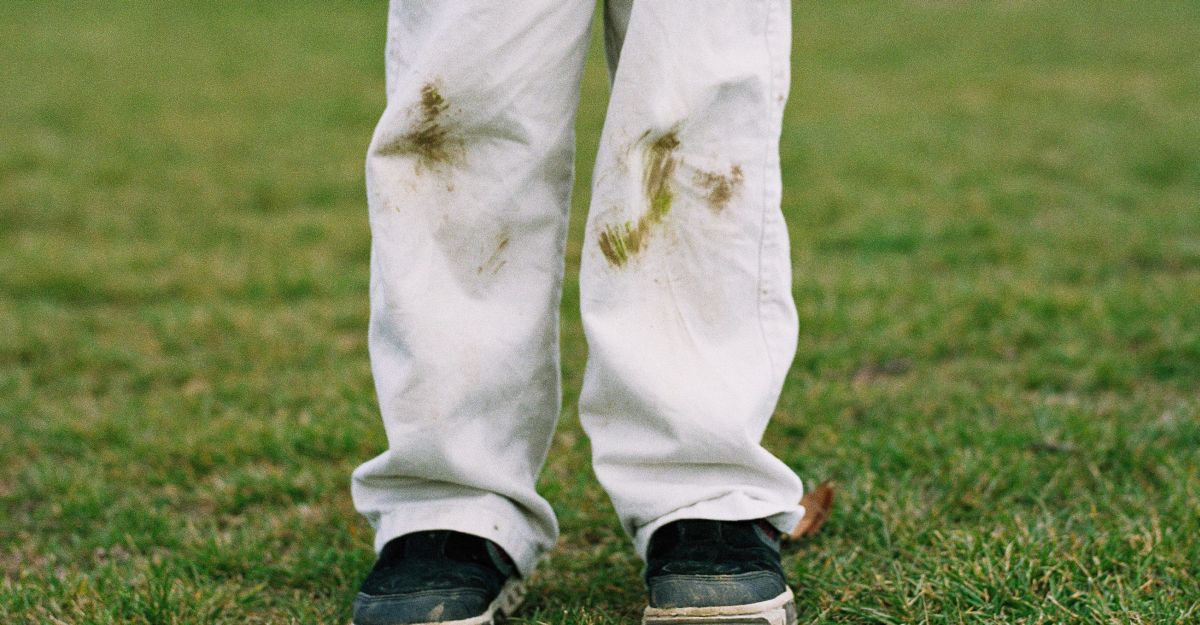 trace herbe pantalon
